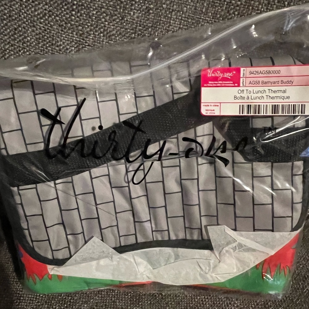 Thirty-one. Off to lunch thermal tote. Farm yard print. NIB.